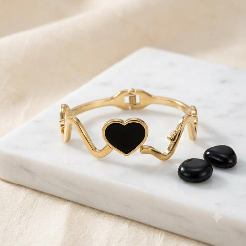 Golden Heartbeat Pulse Cuff Bracelet – Onyx Black Heart